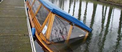 Téléchargement gratuit Images Leers Nord Le Bateau Le Satcheu A Coule Dans Le Canal le plus cool par